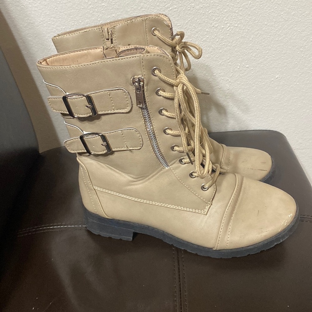 Charlotte Russe Zip Boots. Women’s Size 8